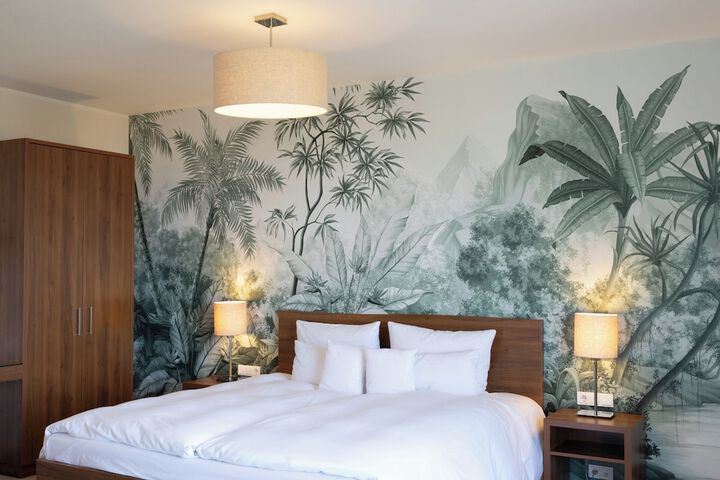 Room 78 of 159