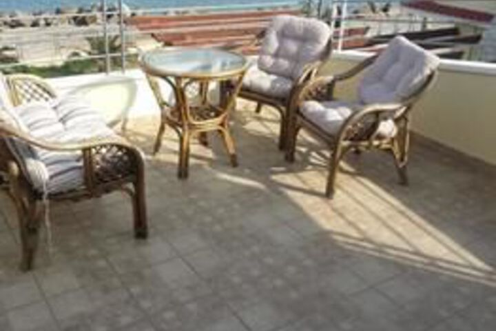 House With 2 Bedrooms in Kiato With Wonderful sea View and Terrace - 100 m From the Beach