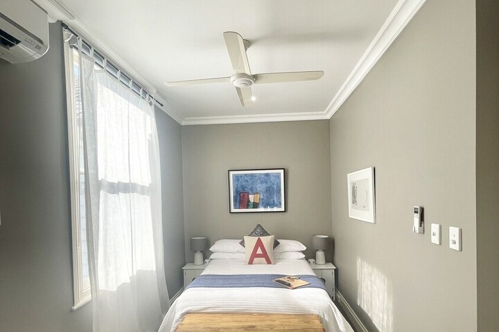 Room 80 of 151