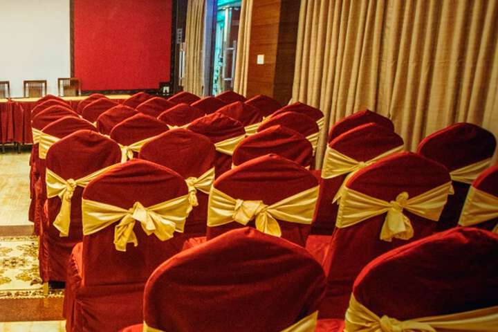 Ballroom/Hall 2 of 13