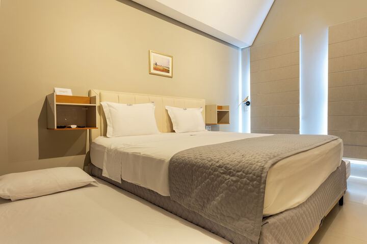Room 20 of 218
