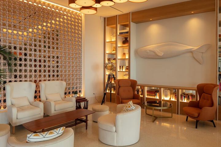 Hotel Interior 4 of 97