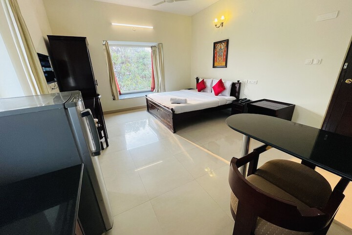 Room 15 of 48
