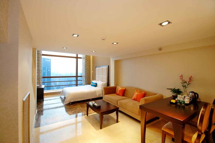 Room 9 of 72