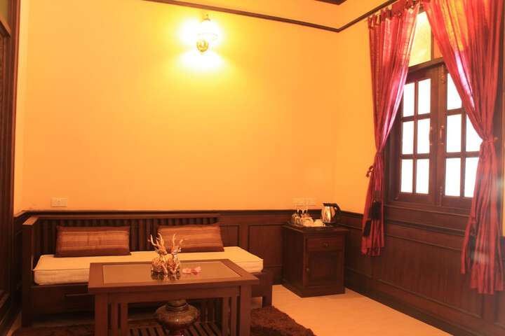 Room 21 of 51