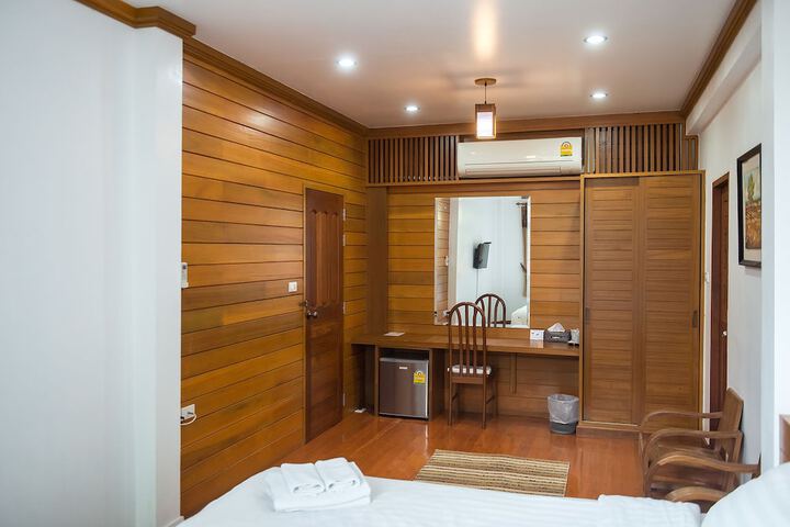 Room 12 of 88