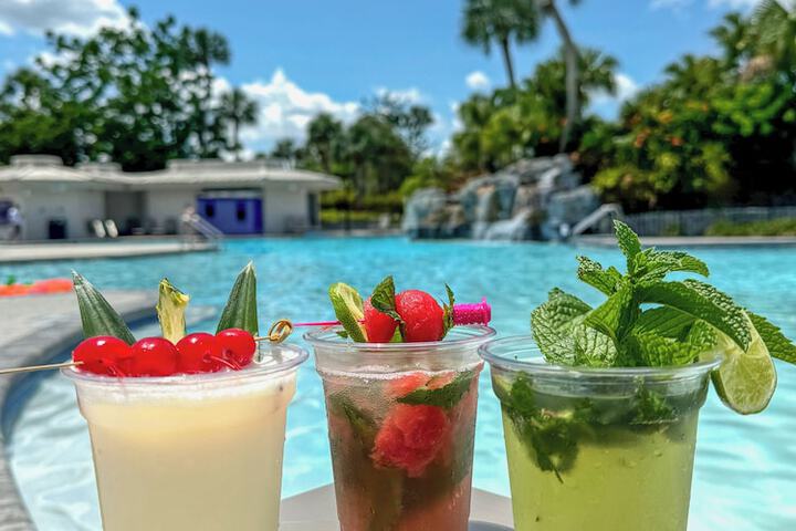 Poolside bar