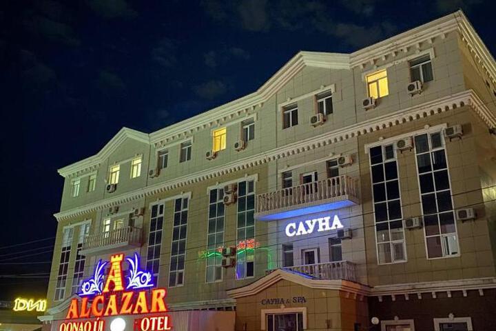 Hotel 8 of 12