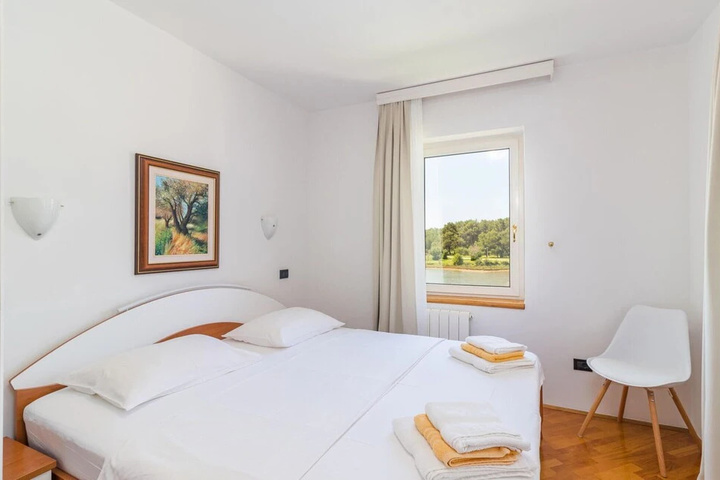 Nice Home in Medulin With Wifi and 1 Bedrooms