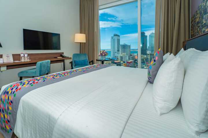Room 17 of 45