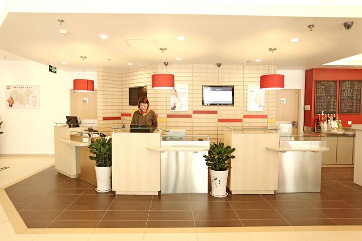 Hotel Interior 2 of 40