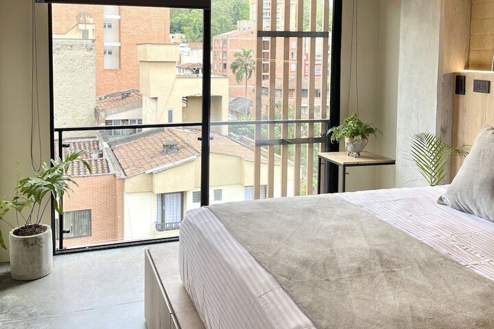 Room 18 of 188