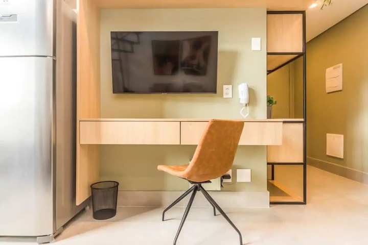 Room 95 of 156
