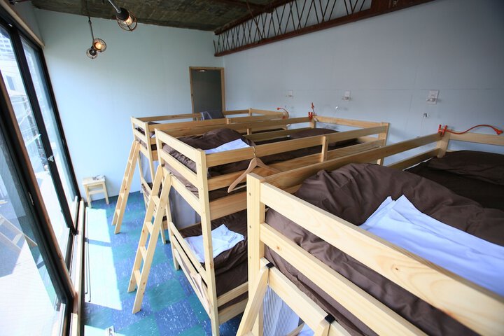 Room 8 of 42