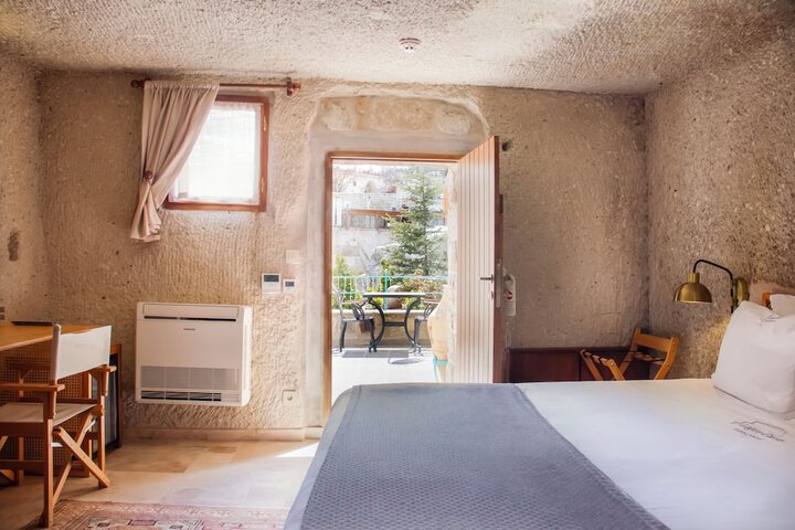 Room 65 of 119