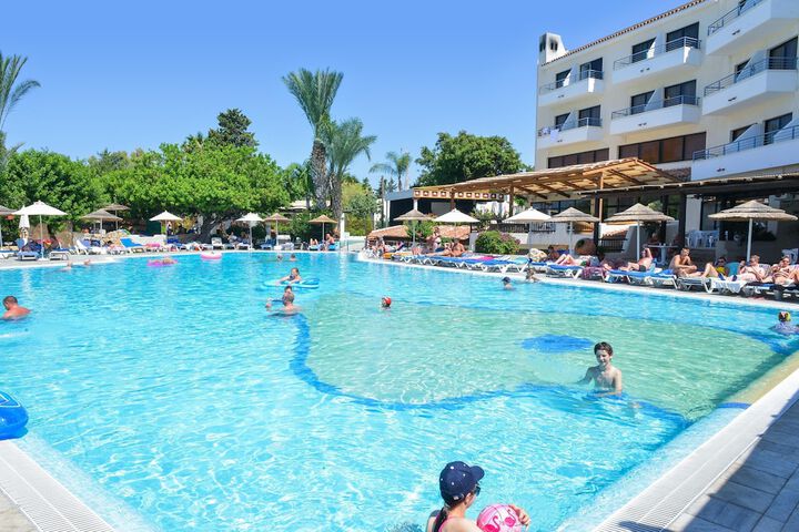 Pool 48 of 73