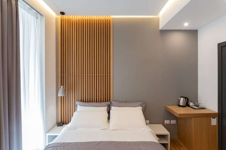 Room 22 of 76