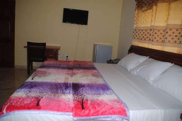 Room 10 of 22