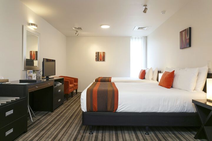 Room 54 of 200