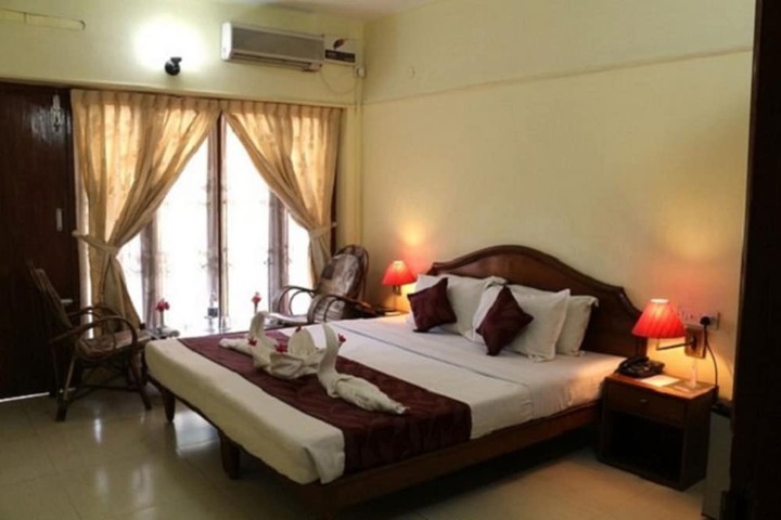Room 10 of 25