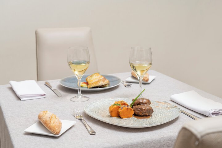 Dining 57 of 125