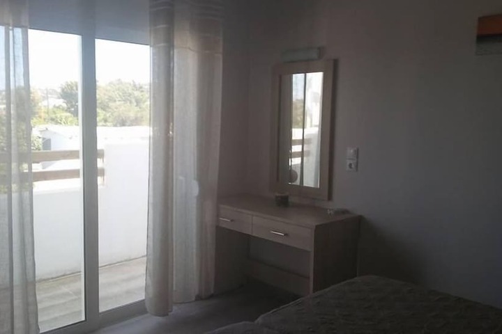 Room 12 of 17