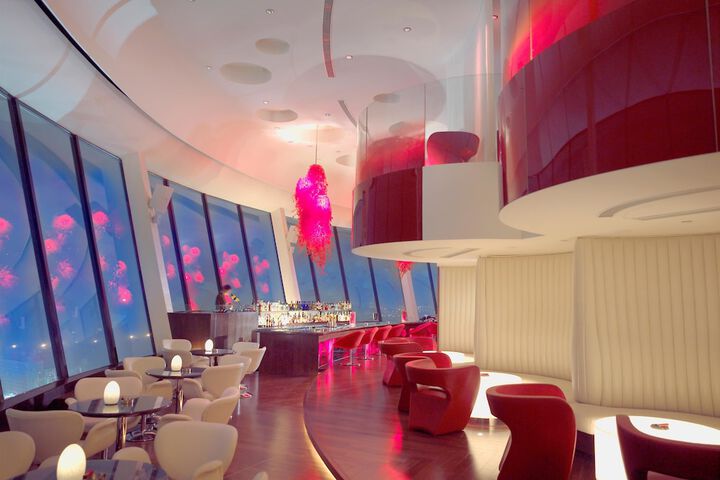 Lounge 57 of 72