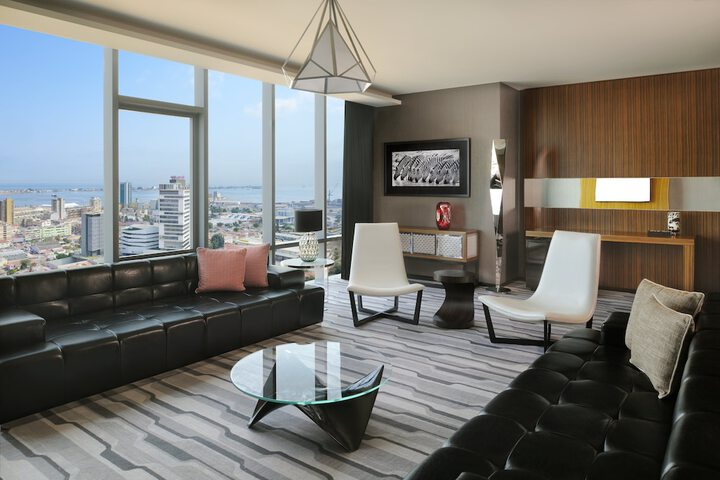 Room 25 of 143