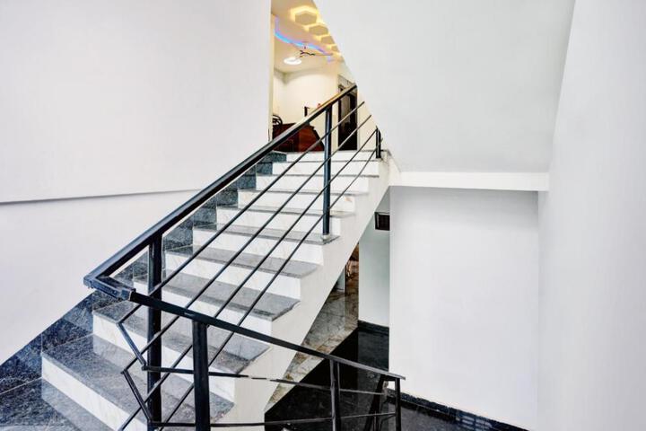 Hotel O by OYO SOUTH INN