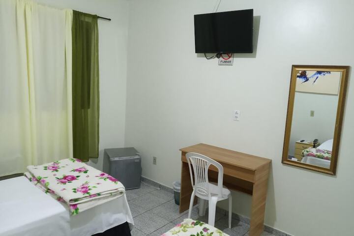 Room 5 of 34