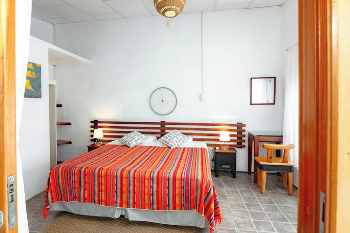 Room 16 of 42