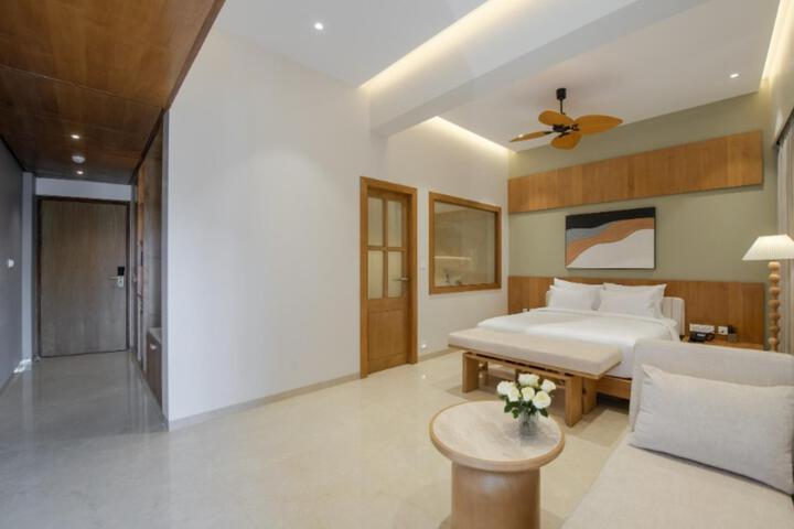 Room 20 of 35