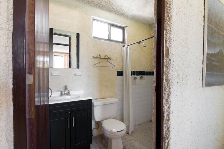 Room 14 of 27
