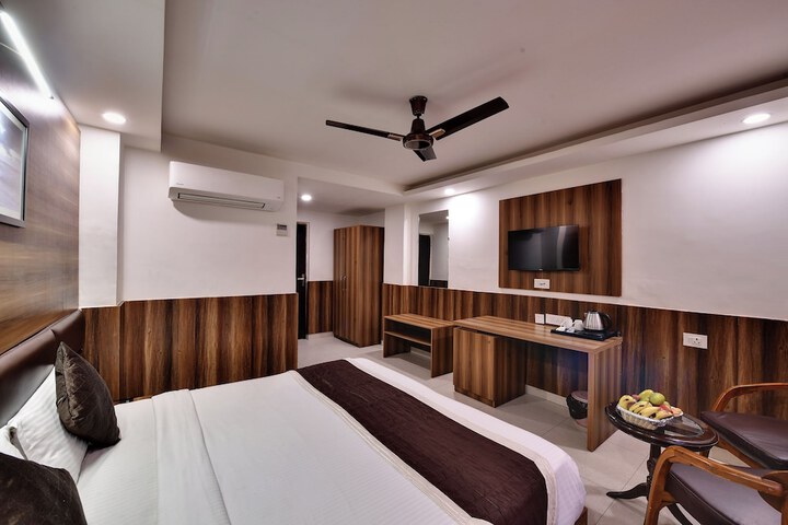 Room 14 of 31