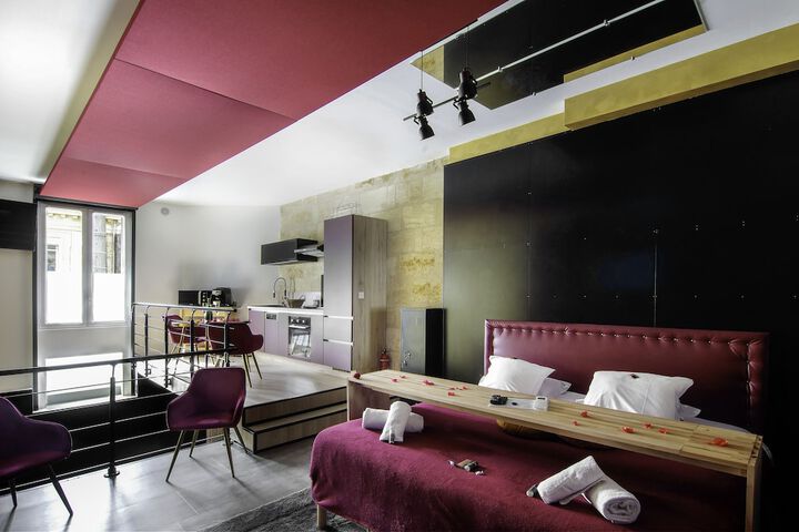Room 3 of 51