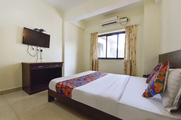 Room 6 of 19