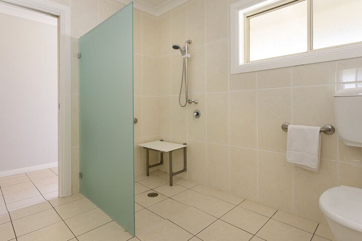 Room 142 of 157