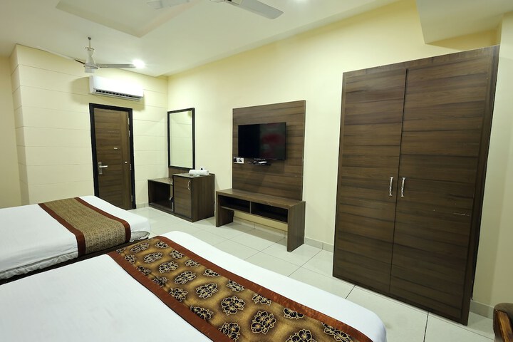 Room 26 of 128