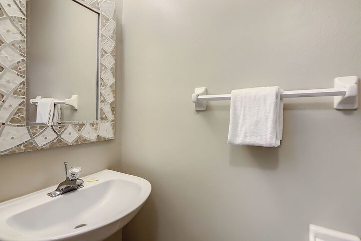 Room 20 of 48