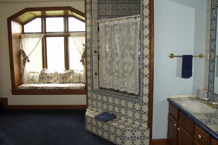 Room 12 of 19