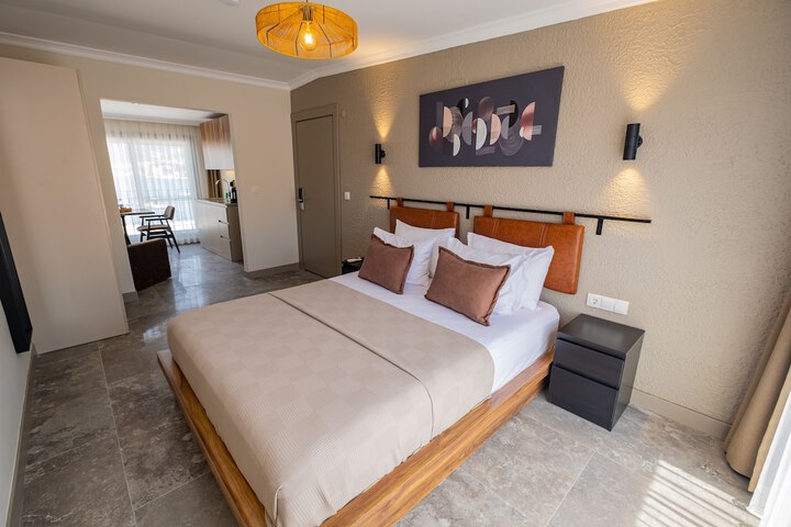 Room 10 of 63