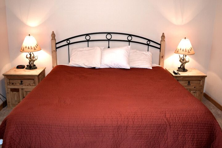 Room 13 of 127