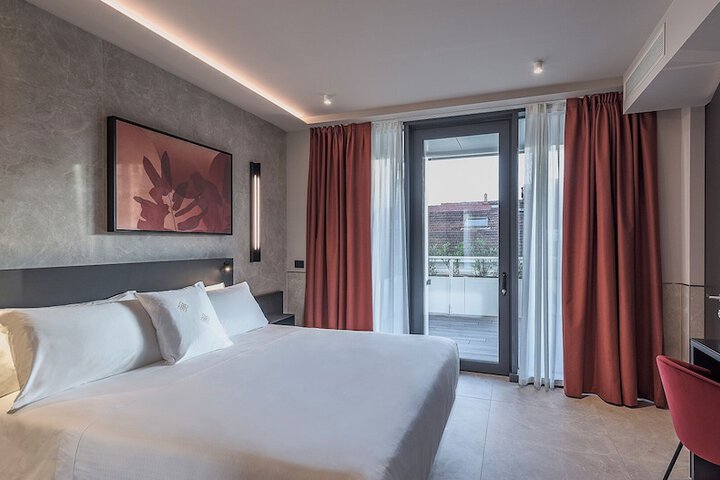 Room 14 of 45