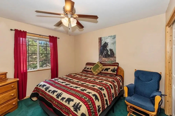 Room 3 of 15