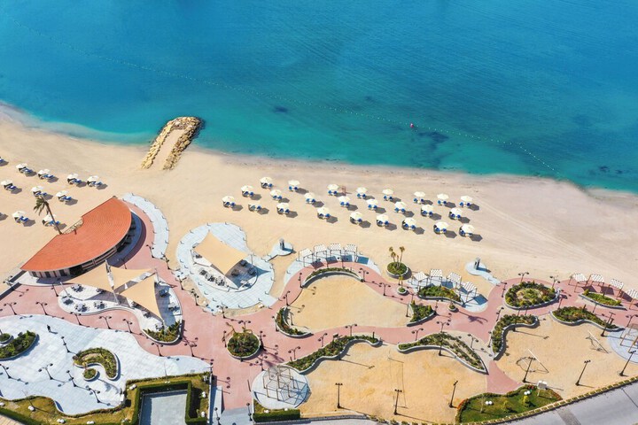 Beach 70 of 79