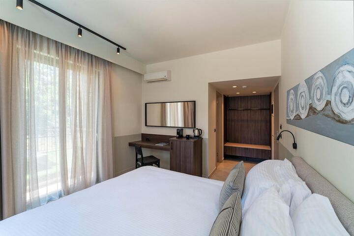Room 11 of 78