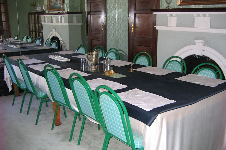 Business Center 19 of 27