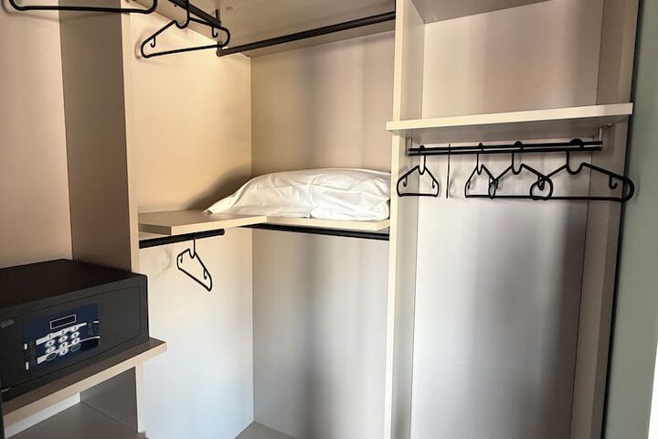 Room 18 of 54