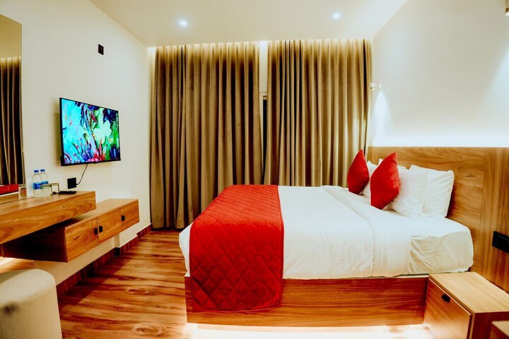 Room 15 of 19