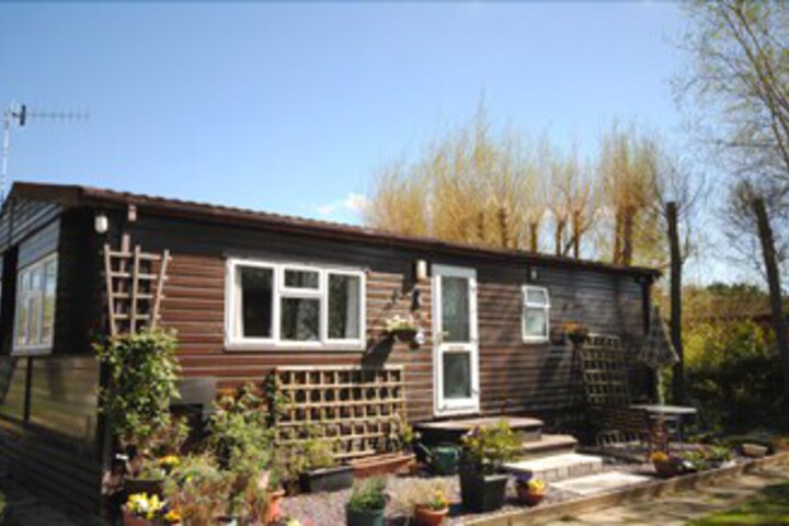 Skandia Lodge Chichester 196538